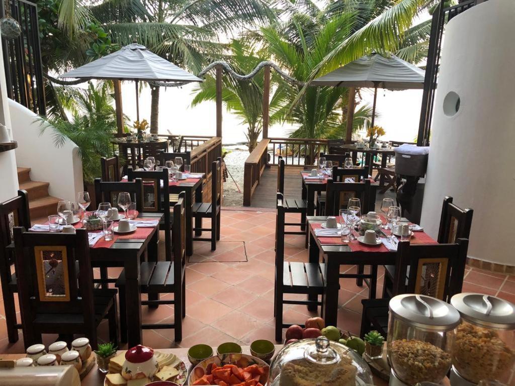 Hotel Kaluwala Некокли Экстерьер фото